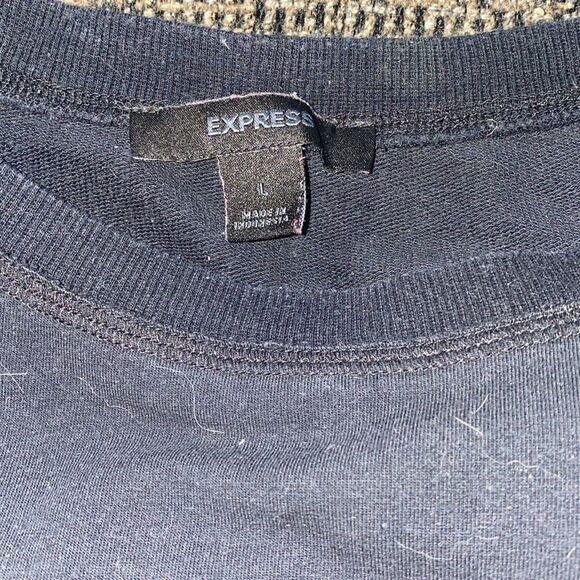 ✨Express Scoop Neck 3/4 Sleeve Sweatshirt ✨ - Picture 3 of 5